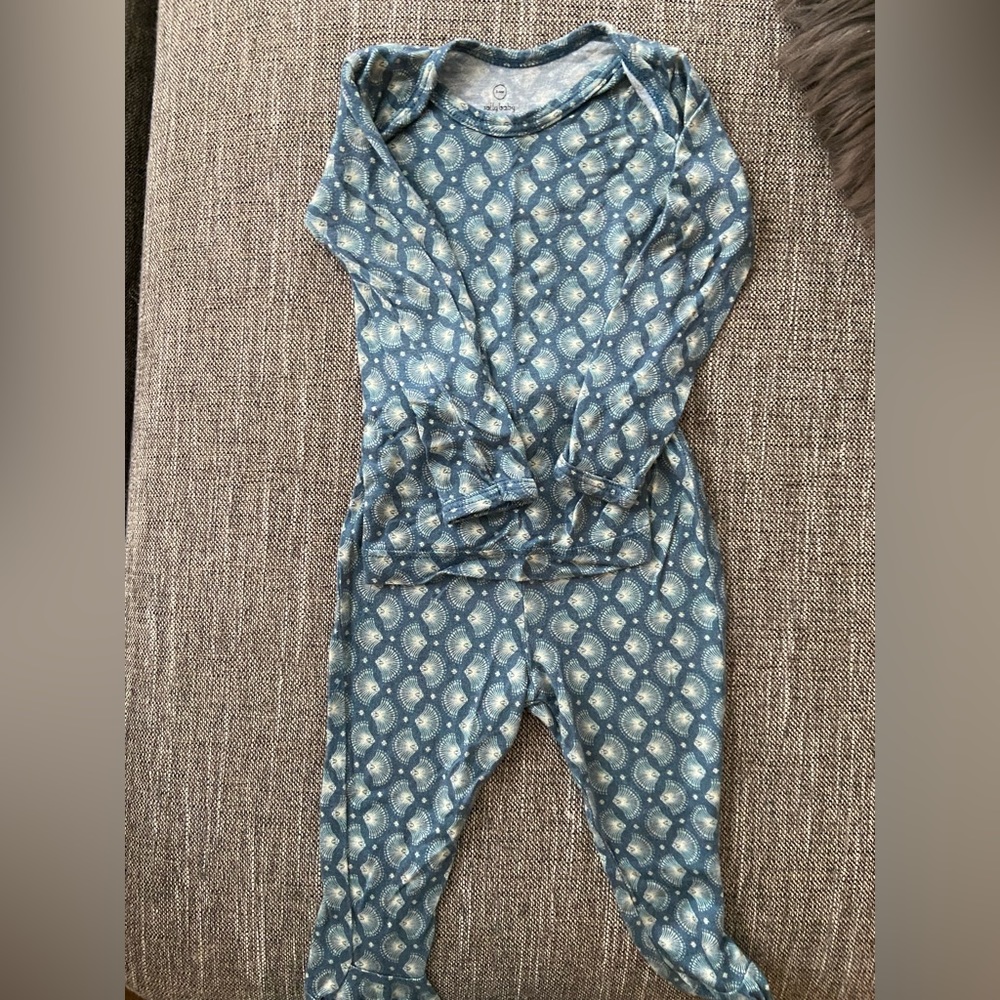 Solly Baby Pajama set size 3-6 months